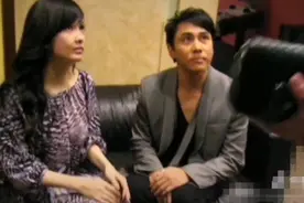 罕合体！53岁周慧敏皮肤紧致似少女，黄凯芹却面部蜡黄略松懈？图片
