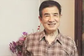 张灵甫长子，和父亲只见过一次，当了20年教师，从不主动接受采访图片