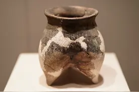 古代没有锅！你知道古人用啥做饭么？最早的主流炊具竟然是长腿的图片