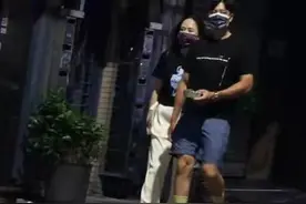 陈乔恩怎么胖成这样，穿着宽松比男友壮实，摘下帽子发际线太瞩目图片