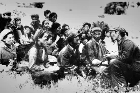 1951年，一个小战士干了一件轰动大西北的事，救了全军的命图片