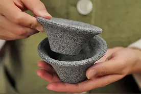 一个福建团队，发明了一种“无孔茶漏”，看似无孔，却可过滤茶汤图片
