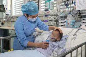 挑战手术极限 亚心医院成功“矫正”两岁幼儿“错位”的心图片