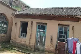 购买同村房屋没过户，现在要拆迁了原户主要来讨一套房子合理吗？视频封面