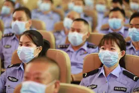 大专毕业当特警还是当辅警？图片