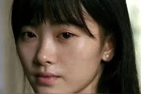 鞠婧祎好皮肤也是假的？被扒闭口痘印一个不少，贾玲都吐槽她妆浓图片