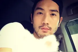 高以翔去世后续：女友被骂，华少收恐吓快递，导演陈铭章愤怒发声图片