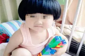 “手心手背都是肉”！姐弟俩同患家族遗传病愁哭父亲图片