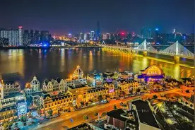 它是长沙人最爱去的小众打卡地！白天是拍照圣地，夜晚是美食天堂图片