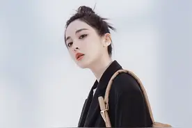 古力娜扎丸子头唯美手机壁纸图片
