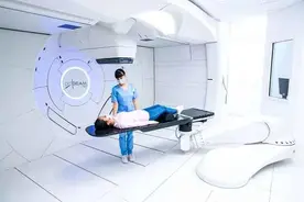 1秒定向杀灭肿瘤细胞！全球首个“超级质子治疗”完成临床图片
