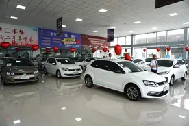 六七万块钱买新车好还是买二手车好，主要是上下班代步用？视频封面