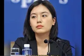 除了张京，女儿还"粉"她们仨图片