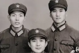 江苏籍战友找到！“看到你保留的照片，66岁的我眼泪巴巴的流”图片
