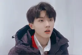 马嘉祺学霸人设崩塌，高考成绩差到令人无语，粉丝30万补课费白花图片