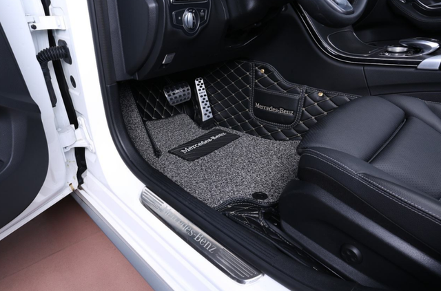 买了新车怎么选择脚垫？教你4个挑选技巧，安全实用又舒适