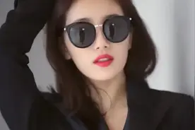 秀智演技受肯定哽咽落泪_与李钟硕获颁最佳情侣奖视频封面