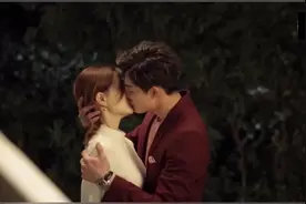 徐璐张铭恩公布恋情,原来这俩人很早就有恋爱迹象！视频封面