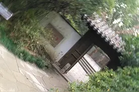 拜祭无锡瞎子阿炳墓视频封面