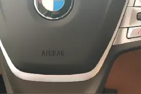 三金  名车视频封面