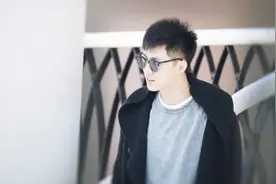 黄景瑜家里的条件背景 为什么会走红？