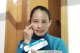 应粉丝们的要求:治疗扁平疣的药品和使用方法全部在这。