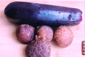 没想到茄子搭配香菇还这么好吃，做法简单，营养丰富，下饭特别香