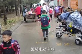 看看在郑州上每月2000元幼儿园，孩子每天都学习啥内容。视频封面