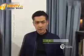 两年前胡歌调侃霍建华：我未娶，他未嫁，彼此就会组成完美CP视频封面
