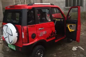 老年代步车，操作就这么简单。大家一起来了解一下。