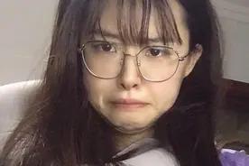 妹子吉他弹唱《被驯服的象》，超带感超好听！