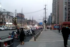孩子又被老师留下来了，从天亮等到天黑，出来还被老师说…视频封面