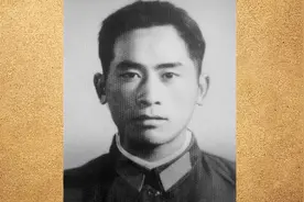 1950年，全军评选出78位特级战斗英雄，这个人年龄最小视频封面