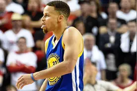 3年前库里季后赛打开拓者就炸了！加时独砍17分全场40分强夺赛点视频封面