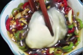 烤生蚝吃腻了 来试试这样吃生蚝吧 肥美又多汁视频封面
