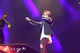 罗志祥这首《精舞门》太经典了，难怪被称为亚洲舞王，好帅啊