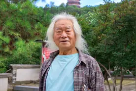 银髮蒼蒼天水著名书画家杨荫浓艺术创作纪实视频封面