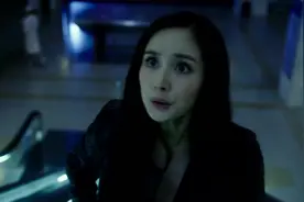 为了1个女人，男子竟打昏亲生父亲，成何体统！