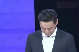 胡歌换新头像，网友纷纷留言：换头像也掩盖不了帅气