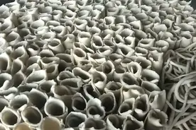 地地道道的农村美食～莜面窝子 看看大张姐怎么制作的吧！