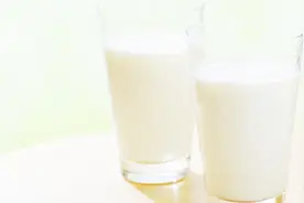 孩子手上蜕皮很烦恼，牛奶加上这样东西，早点知道就好了视频封面