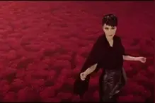 王菲经典歌曲《彼岸花》太好听了，天籁之音就是好听