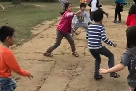 “我们的童年 VS.现代小孩童年”大对比，有些东西永远不会变！