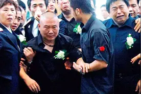 高晓攀离开德云社，创办嘻哈包袱铺成立11年，听云轩怎么样了？视频封面