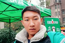 每天工作13个小时，每天收入300元，靠自己双手吃饭，心里真踏实视频封面