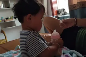 吃奶瓶嘴的宝宝，一天二个，虎妈已经气的无语，有没同款的，带走视频封面