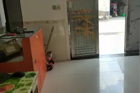 家里大门无故破碎是预示还是挡灾车祸视频封面