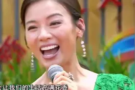 陈思思演唱经典《幸福小康》歌甜人更美，精彩之至视频封面
