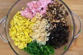 天冷了，多做点三鲜馅饺子，5分钟解决一家人的早餐，皮薄馅儿多