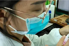 一周岁宝宝身高体重不达标，医生建议这样做，有助于发育！视频封面